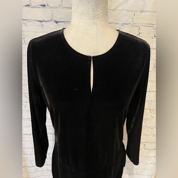 Lauren Ralph Lauren Black, Long Sleeve Velvet Velour Front Keyhole Blouse Medium - Picture 2 of 6
